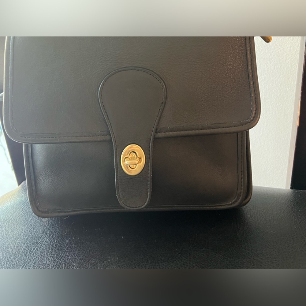 Vintage 1994 Coach Station Bag. Made in the USA. Beautifully reconditioned. - Picture 9 of 11